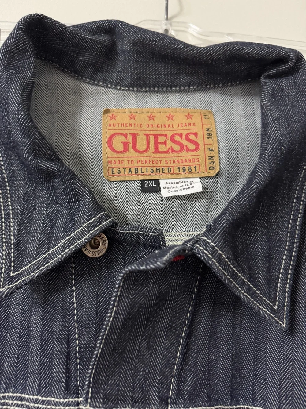 GUESS Men’s Dark Wash Denim Jacket 2XL Button Front Trucker Jean Coat